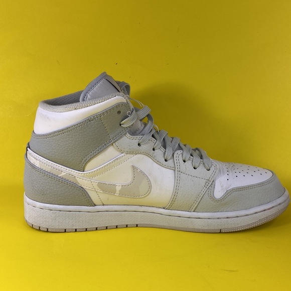 AIR JORDAN 1 MID SWOOSH GRRY CAMO DC9035-100 - Picture 5 of 15